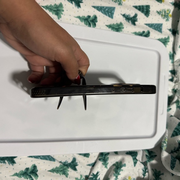 Loopy Case Tortoise Shell Phone Case 15 pro max righty - Picture 2 of 3